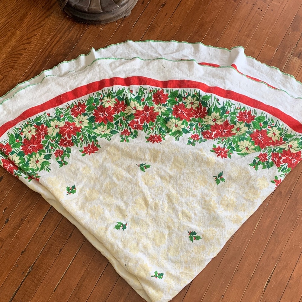 Vintage Round Christmas Holiday Winter Tablecloth Mid Century Modern